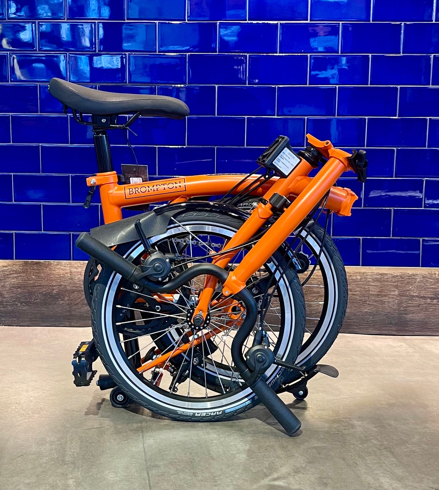 Brompton C Line 6 Speed Fire Coral High Bars